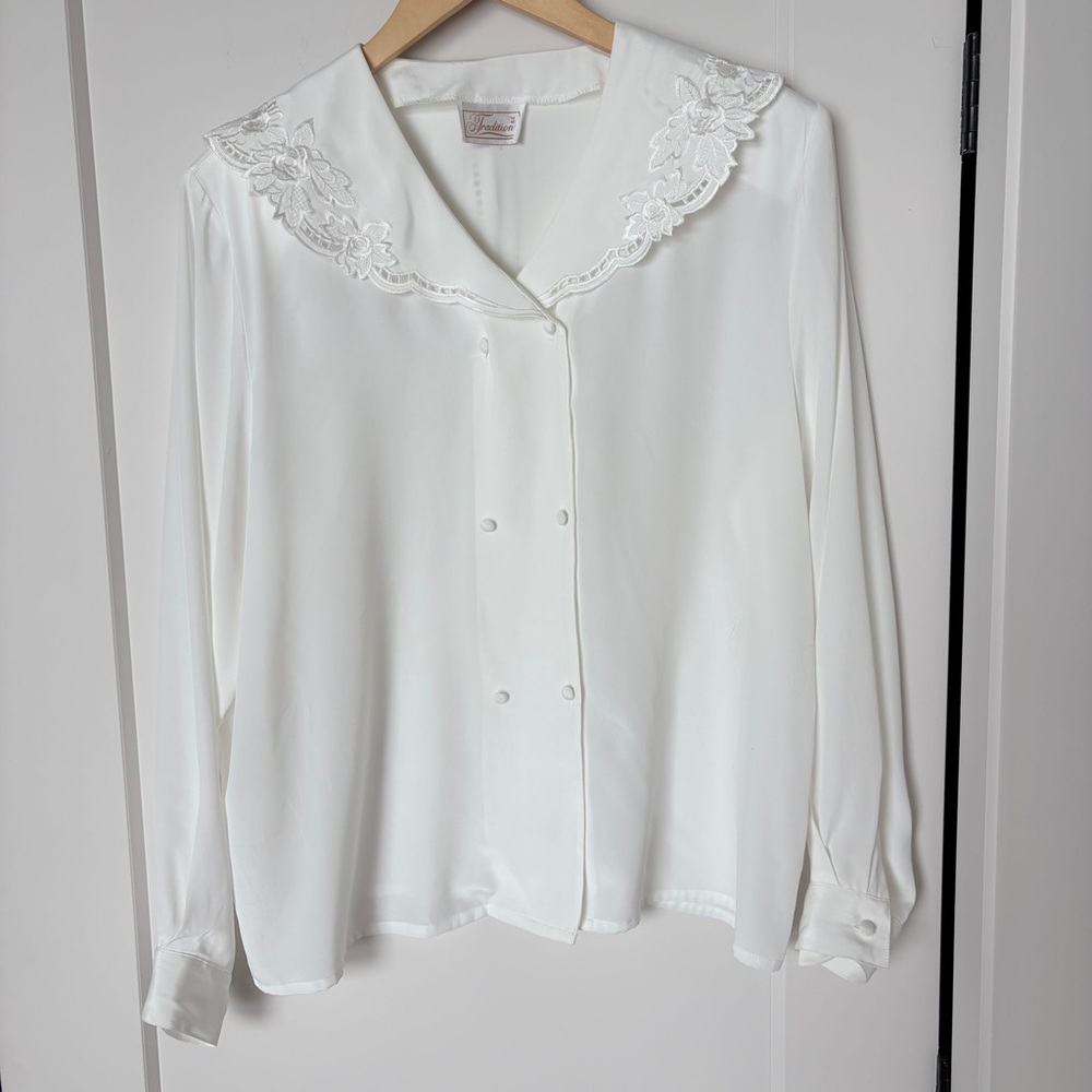 Elegant White Lace Collar Blouse vintage victorian peter pan embroidery